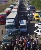 Кабмін обмежив постачання товарів до Криму