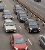 З 1 жовтня їздити поза населеними пунктами необхідно з увімкненими фарами