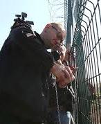 Яценюк обіцяє "стіну" на кордоні з Росією до кінця 2018 року