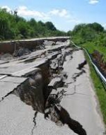 На Донбасі можуть підірвати автошляхи