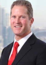 Бернард Кейсі: Я приїхав зробити з України Каліфорнію