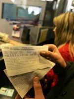 У МВС рекомендують "Укрзалізниці" вносити ще й паспортні дані до квитків (документ)