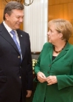 Меркель застерегла Януковича від насильства проти мітингуючих