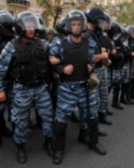 Захарченко дав добро "беркутівцям" на використання вогнепальної зброї для громадського порядку