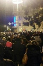 В Чернігові тисячі людей пікетують будівлю МВС