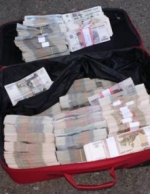 Терористам передали із Криму 5 млн рублів "гуманітарки" (фото)