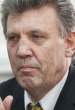 Ківалов вийшов із Партії регіонів