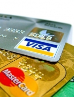 Нацбанк заборонив зняття валюти з платіжних карт