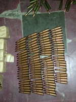 Чоловік у Києві під час затримання міліцією взяв у заручники власного малолітнього сина (ФОТО, ВІДЕО)