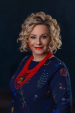 Леся Королик - "А я червону хустку загубила" – 1 місце чарту FM-TV минулого тижня. (+ ВІДЕО)