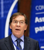 Президент ПАРЄ переймається через українські вибори</a>