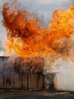 У Ростовській області під час навчань на полігоні стався вибух. Місцевих жителів евакуюють