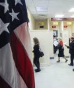 Москвичі збентежені новими правилами безпеки в посольстві США у Росії