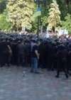 Внаслідок сутичок під Верховною Радою затримано близько 30 осіб