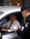 Водіям, яких зупинила поліція, можуть заборонити виходити з машини