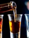 У ВООЗ заявили, що алкоголь не захищає від COVID-19, а навіть навпаки