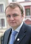 Депутати БПП закликали Садового йти у відставку