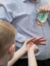 В Україні з'явиться реєстр неплатників аліментів (відео)