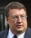 Антон Геращенко: слідство розглядає дві версії убивства Окуєвої